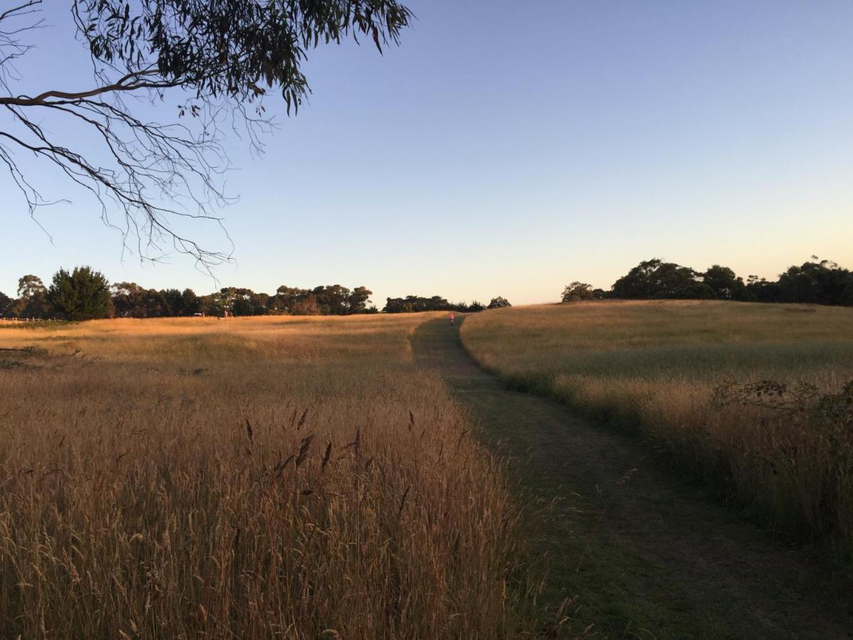 Iluka Retreat Hotel Red Hill South Bagian luar foto
